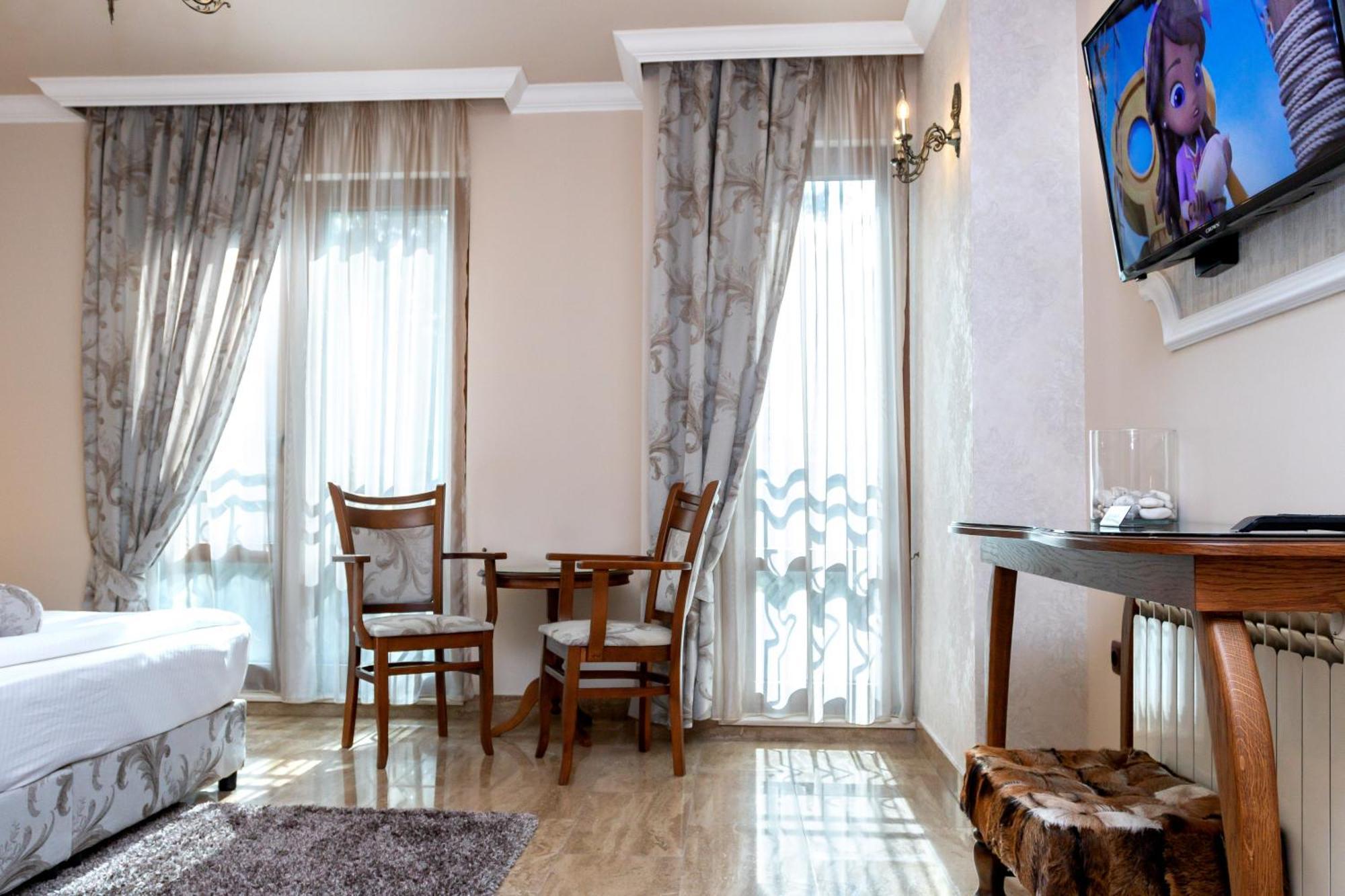 Mon Ami Apart In Studentski Grad Area โซเฟีย ภายนอก รูปภาพ