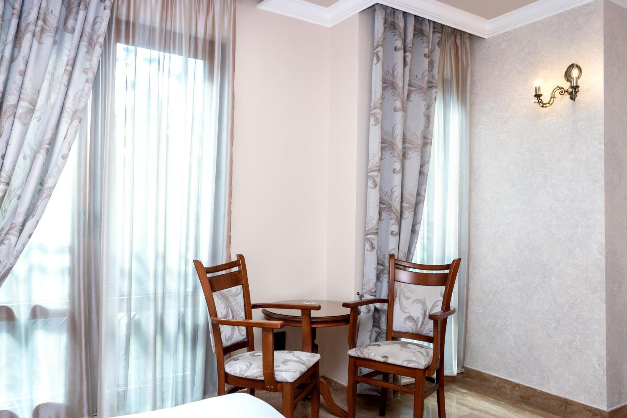 Mon Ami Apart In Studentski Grad Area โซเฟีย ภายนอก รูปภาพ